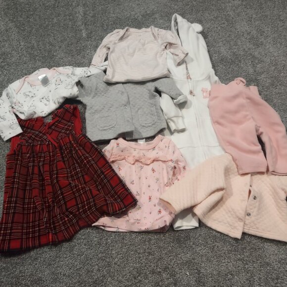 Girl baby clothing lot - Picture 2 of 4